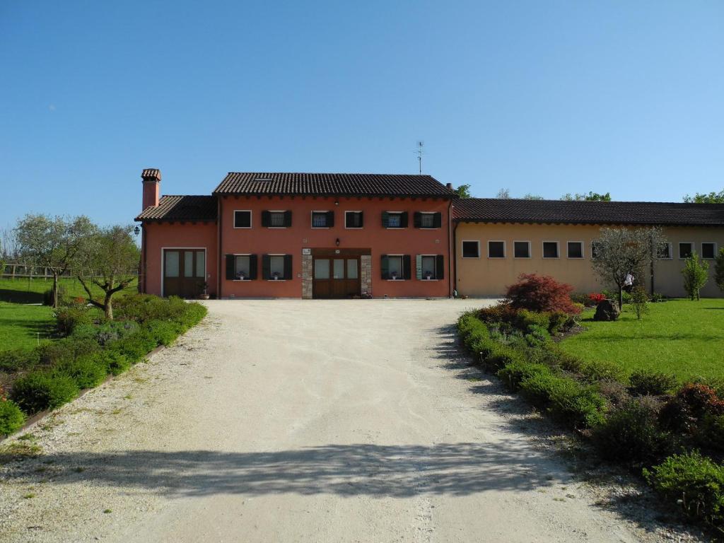 Agriturismo Cornolere Villa Castelcucco Exterior photo